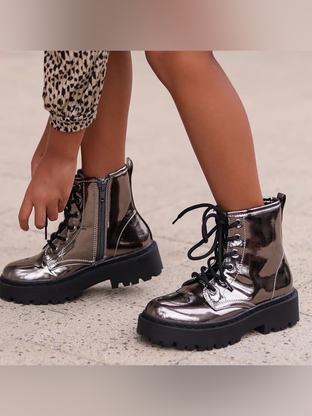 🌸MADDEN NYC Pewter Mirrored Girls' Carra Boots